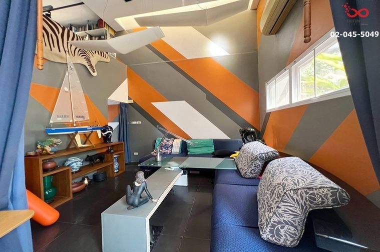 2-bed townhouse for sale, 24 sq wah, Crystal Ville
