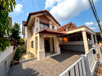 บ้านแฝด ชลบุรี : ขายบ้านแฝด 2 ชั้น ใกล้ เจปาร์ค ศรีราชา