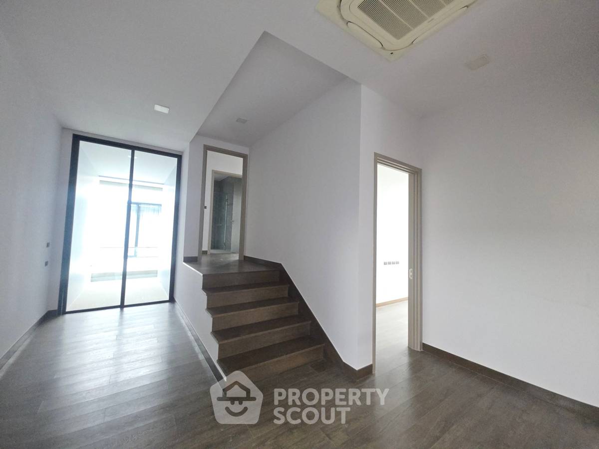 รูป บ้าน 5-ห้องนอน ที่ เบลกราเวีย บางนา - พระราม 9 ใกล้ ท่าอากาศยานสุวรรณภูมิ (ID 2899655) - รูปที่ 11/17