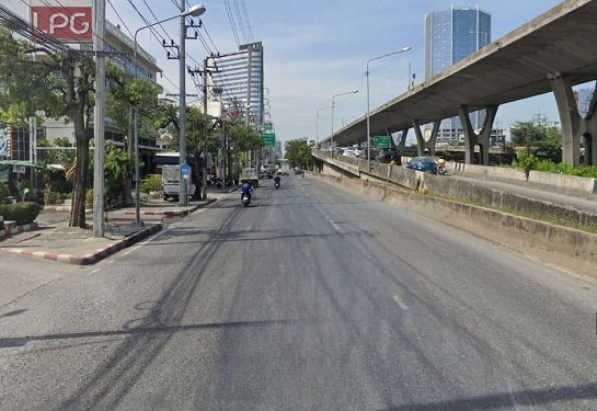 รูป ขายที่ดิน ถนนศรีนครินทร์ ทำเลศักยภาพ ใกล้ซีคอนสแควร์ และสวนหลวง ร.9 - รูปที่ 3/4