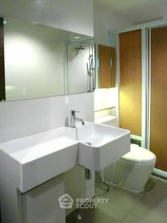 picture 1-BR Condo Rhythm Ratchada, 21st-Floor, 100m to MRT Ratchadaphisek (ID 510345) - 4/7