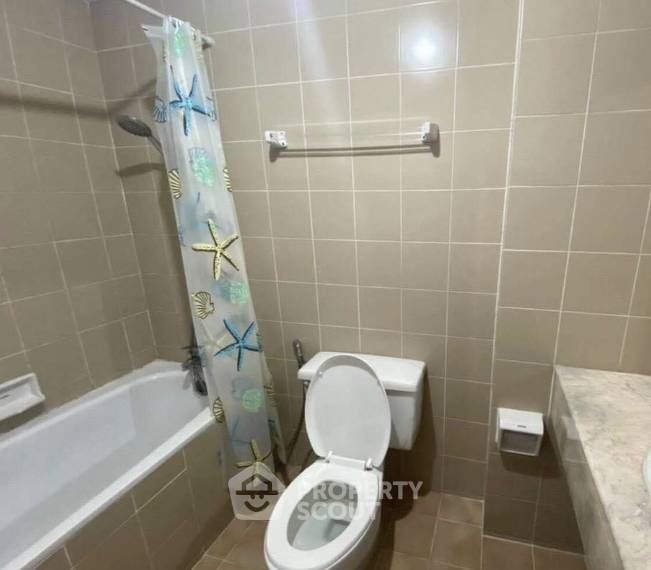 picture 2-BR Condo at Aree Place Sukhumvit 26 near BTS Phrom Phong (ID 2898256) - 8/9