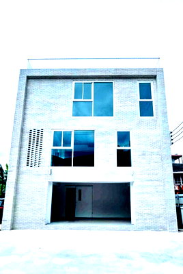 Office for sale  Sena : H0811, Office Building for Sale at Ladphrao 71