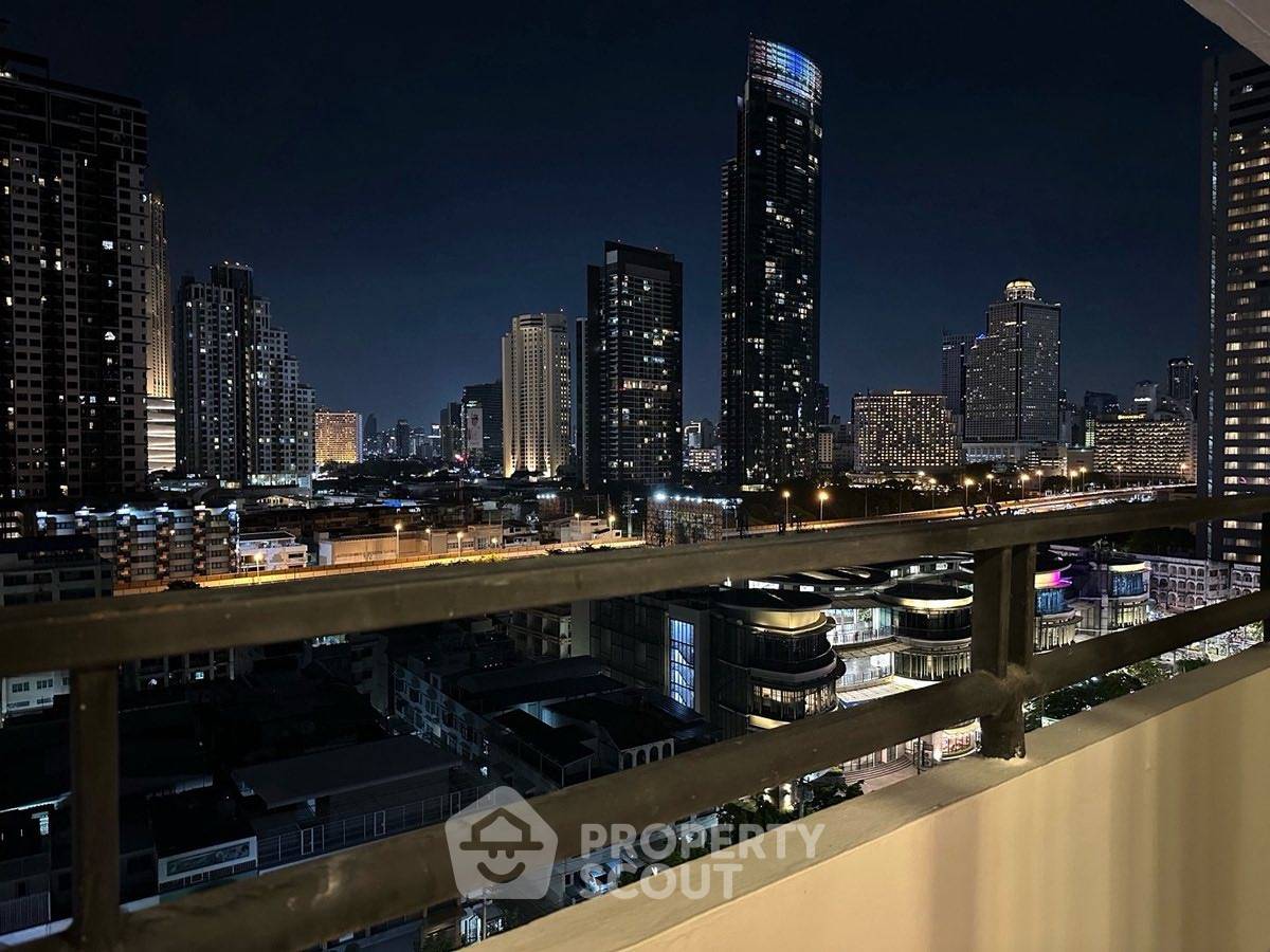 รูป คอนโด 1-ห้องนอน ที่ สาธร บริดจ์ ทาวเวอร์ คอนโดมิเนียม ใกล้ BTS กรุงธนบุรี (ID 2892920) - รูปที่ 16/17