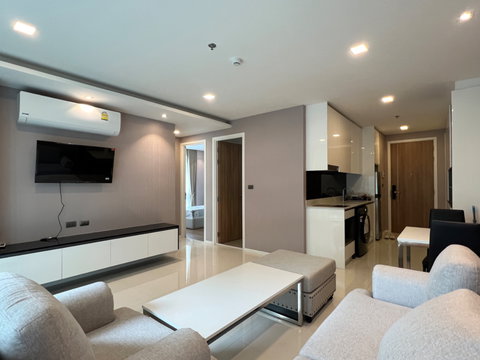 คอนโดหรูห้องใหญ่ 68 ตร.ม. | 2 นอน 1 น้ำ | 10 นาที นิมมาน–สนามบิน | เช่า 25,000 บ.