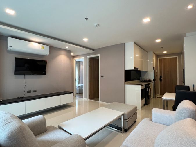 คอนโดหรูห้องใหญ่ 68 ตร.ม. | 2 นอน 1 น้ำ | 10 นาที นิมมาน–สนามบิน | เช่า 25,000 บ.