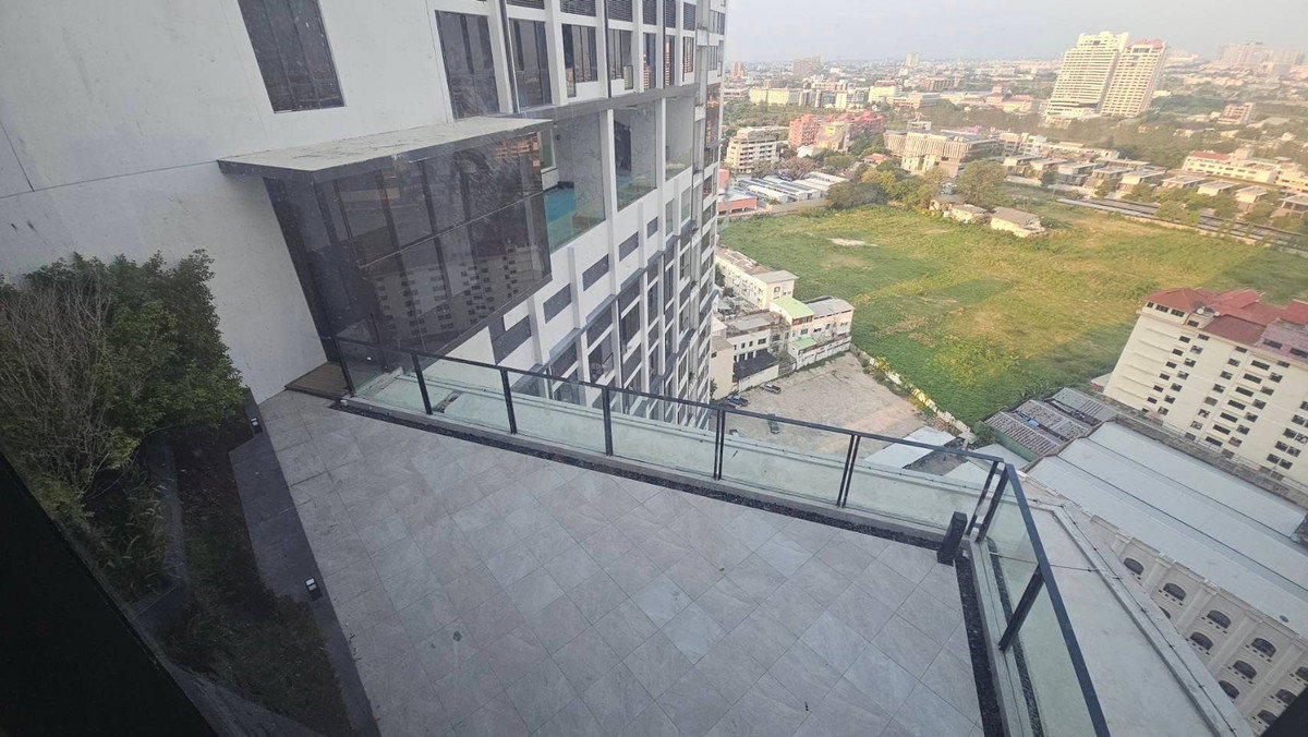 รูป R200/ให้เช่าห้อง DUPLEX แต่งครบพร้อมอยู่: ไซมิส พระราม 9 (Landmark @MRTA Station) - รูปที่ 11/11