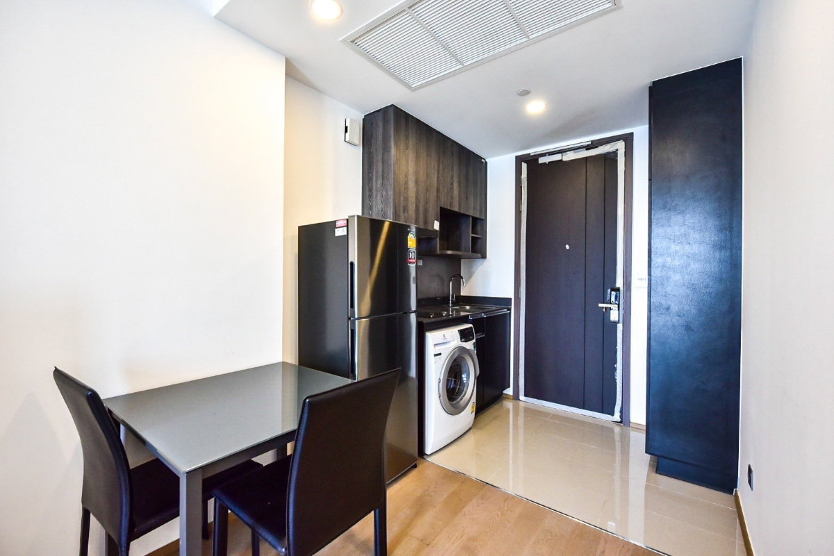 รูป 🌃 Ashton Chula–Silom 1Bed 34 ตร.ม. ✨ ใกล้ MRT สามย่าน วิวเมือง Luxury ใจกลางพระราม 4 💰 25,000.- พร้อมอยู่ 🚆 - รูปที่ 9/10