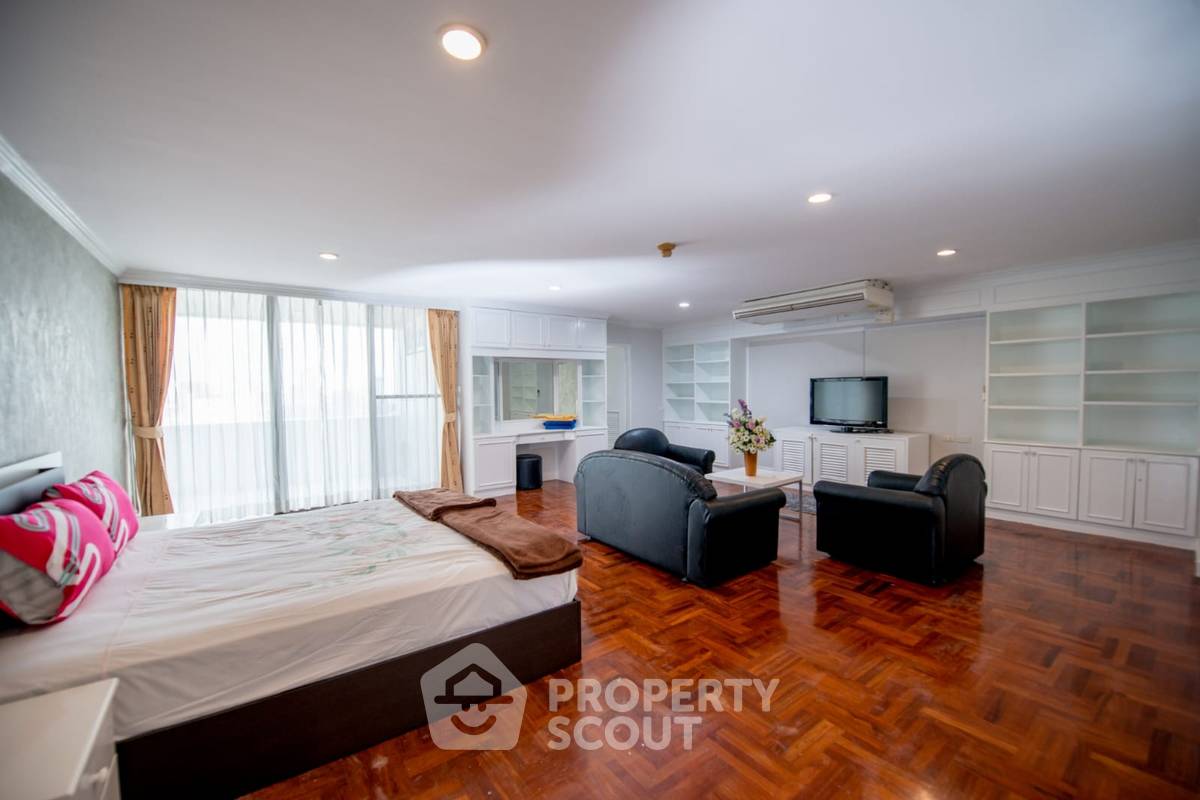 รูป คอนโด 3-ห้องนอน ที่ โอเรียลเต็ล ทาวเวอร์ คอนโดมิเนียม ใกล้ BTS เอกมัย (ID 2899133) - รูปที่ 9/13