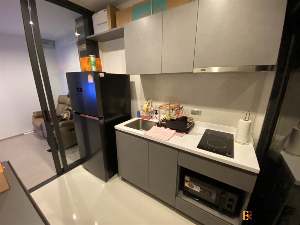 picture Life Asoke Hype Beautiful Room, Ready-to-move-in - 2/10
