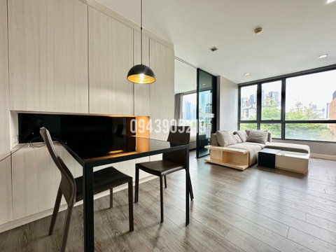 The room sukhumvit 40 ☎️big 1 bed 43 sqm ‼️only 23000/month ‼️Negotiable 🔆✅corner room