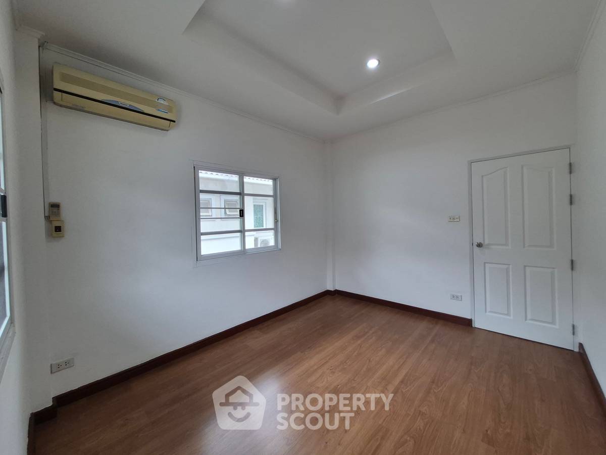 picture 4-BR House in Saen Saep (ID 2899597) - 12/14