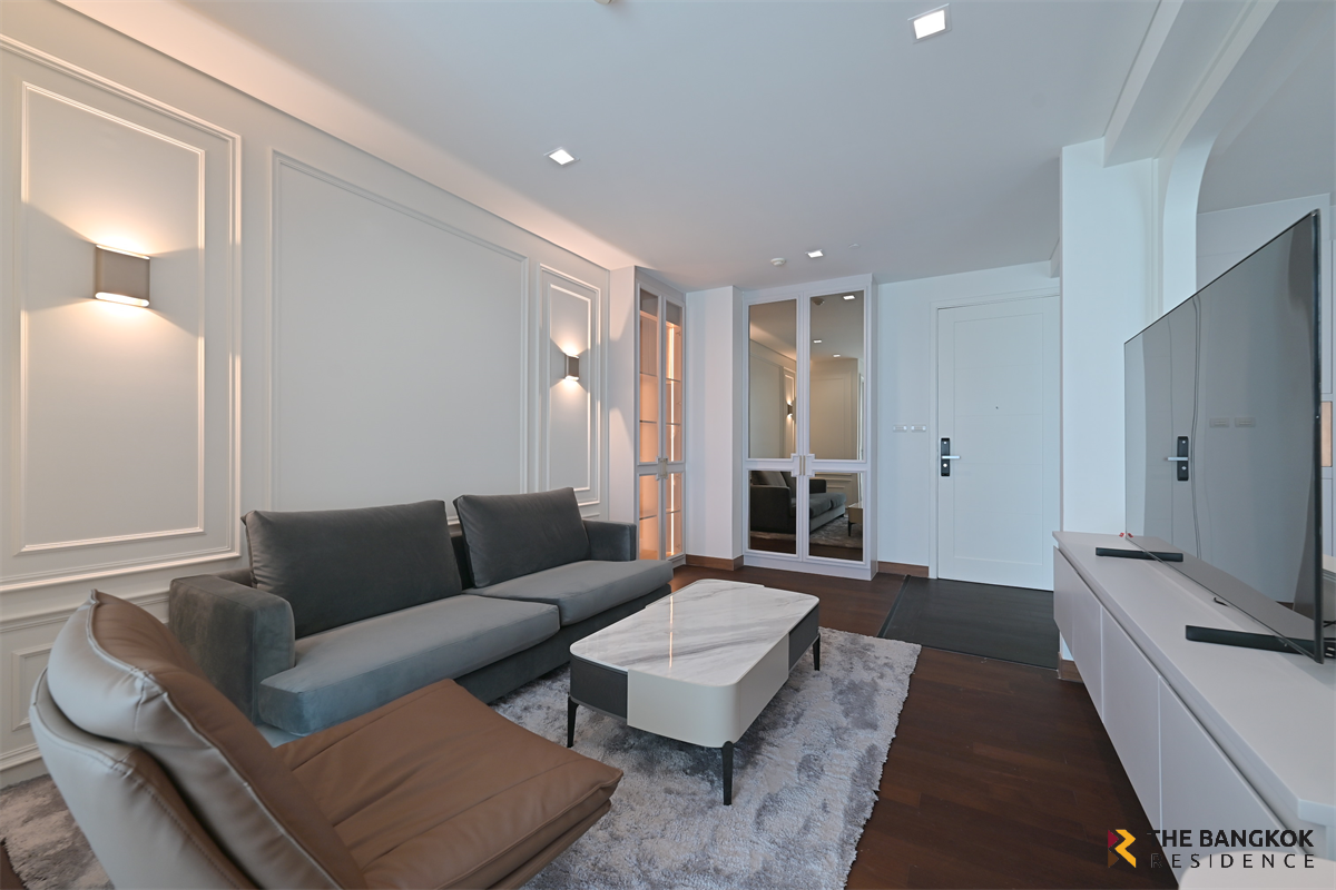 picture Ivy Thonglor Room available, great price - 1/10