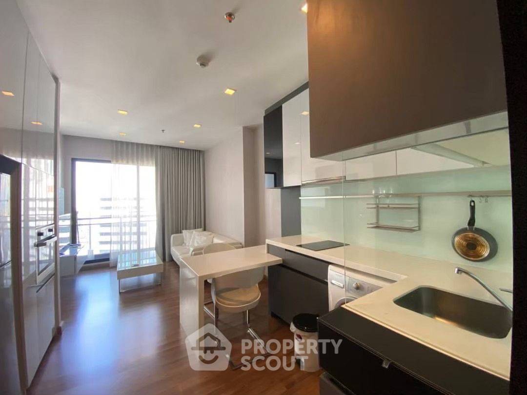 รูป คอนโด 1-ห้องนอน ที่ ไอวี่ แอมพิโอ รัชดา - พระราม 9 ใกล้ MRT ศูนย์วัฒนธรรมแห่งประเทศไทย (ID 2898944) - รูปที่ 2/9