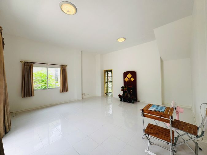 4-bed townhouse for sale, 224 sqm, 41 sq wah, Prinyaluck Wongwaen - Sathorn