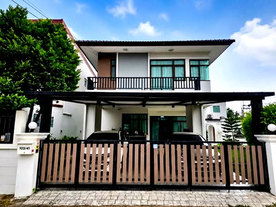 บ้านแฝด ชลบุรี : ขายบ้านแฝดหลังใหญ่ 4 นอน 4 น้ำ ม.โกลเด้นท์โฮม3 แหลมฉบัง ศรีราชา