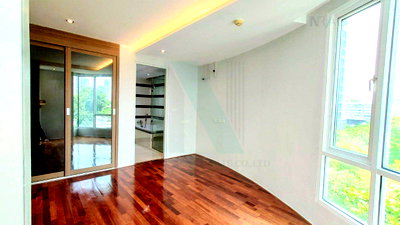Condos for sale : 🎉 For Sell Condo BEVERLY 33 Building 1, Floor 6,1 bed room, Room size 50 sqm