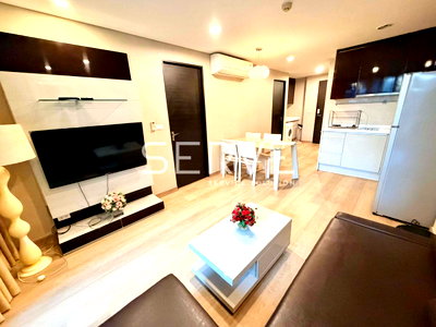 Condos for rent : 2 Beds Large Room City view Fully furnished Good Location Close to    BTS Ratchathewi 100 M.  @  The Address Pathumwan  