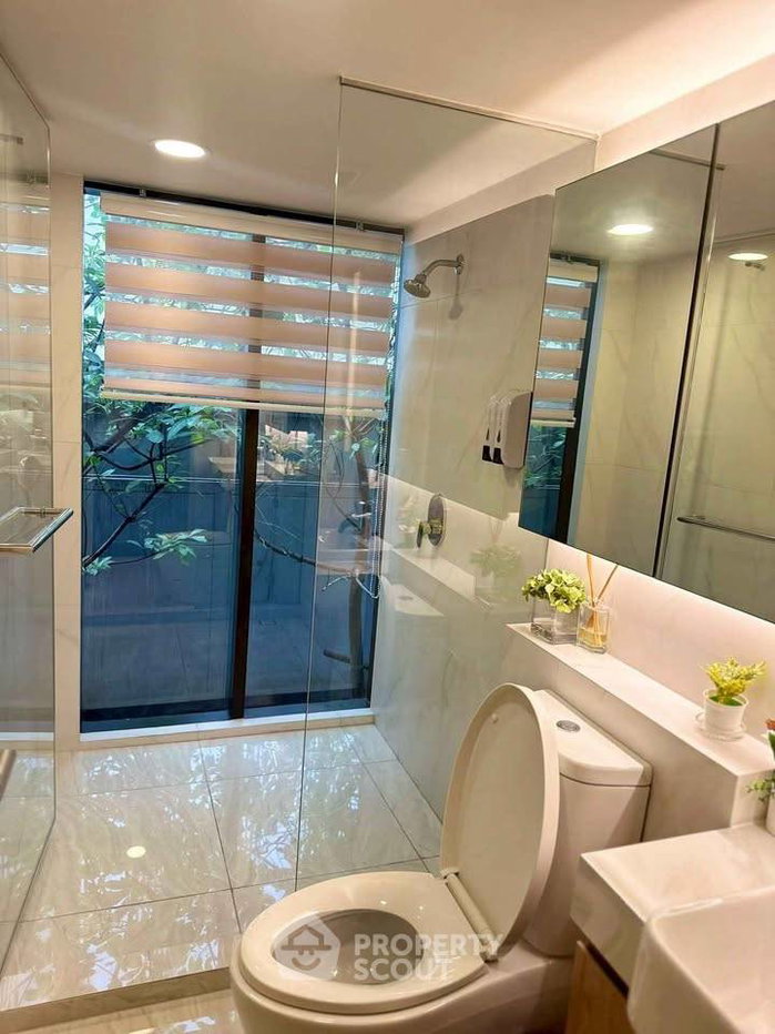 รูป คอนโด 2-ห้องนอน ที่ วาลเด้น อโศก ใกล้ MRT สุขุมวิท (ID 2799598) - รูปที่ 28/48