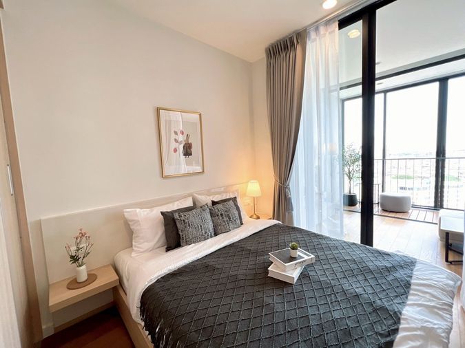Bright Wongwian Yai ห้องสวย ราคาดี สอบถามเพิ่มเติมได้ที่ Line @condorental