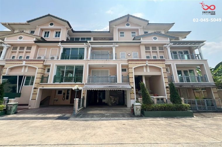 2-bed townhouse for sale, 24 sq wah, Crystal Ville
