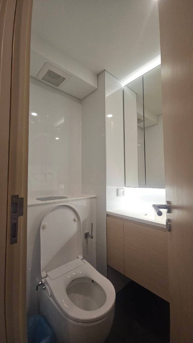 รูป R200/ให้เช่าห้อง DUPLEX แต่งครบพร้อมอยู่: ไซมิส พระราม 9 (Landmark @MRTA Station) - รูปที่ 4/11