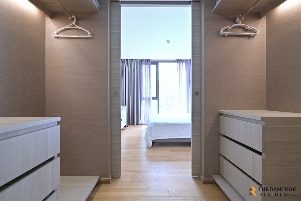 picture Klass Condo (Langsuan) near BTS Chit Lom Hot Unit, Available for a Limited Time - 5/10