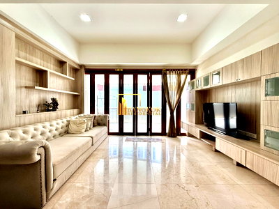 Condos for rent : Premier Condo | Modernized 2 Bed Property in Phrom Phong - BR61339CD