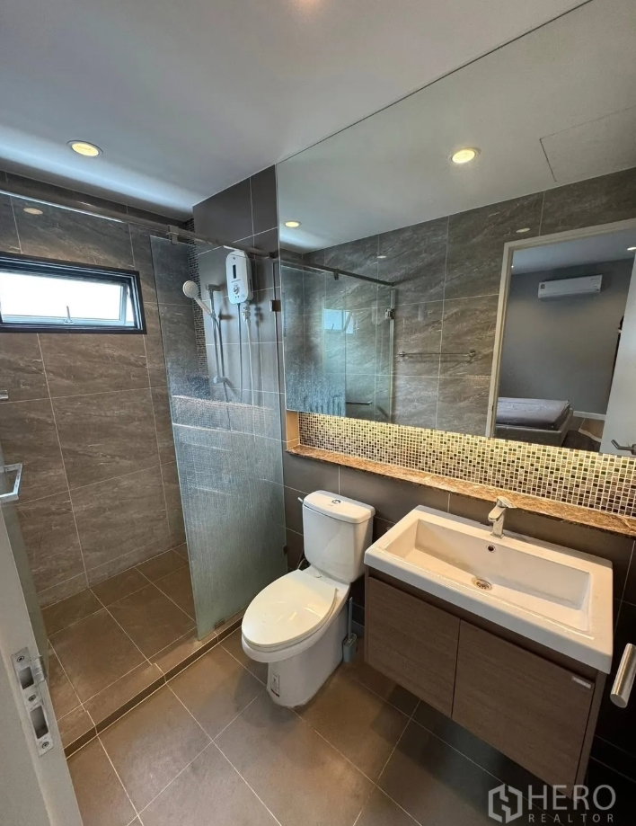 picture For sale 4 Bedroom Detached House in Setthasiri Krungthep-Pathumthani in Bang Khu Wat, Mueang Pathum Thani, Pathum Thani BRE26362 - 12/12