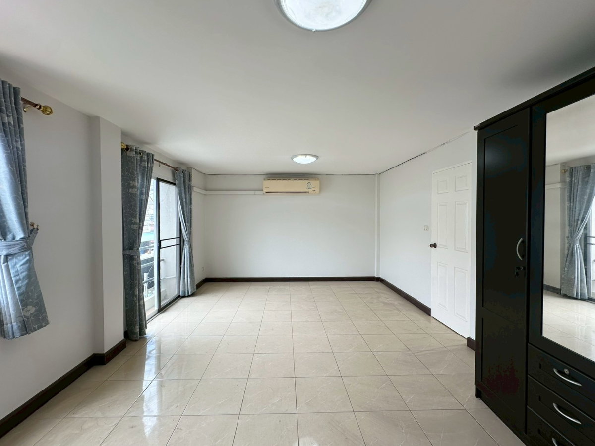 รูป ขายบ้านทาวน์โฮม 3 ชั้น 21 ตร.ว. บางพลี สมุทรปราการ ใกล้สนามบินสุวรรณภูมิ - รูปที่ 15/22
