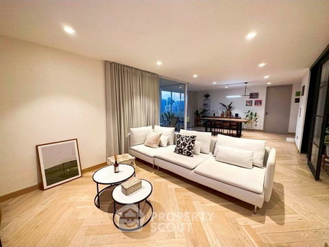 2-BR Condo at D.S. Tower 2 Sukhumvit 39 Condominium near MRT Sukhumvit (ID 2894936)