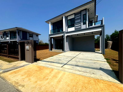 เช่าบ้านเดี่ยว เดอะ บริโอ้ มอลล์ : 🏡 บ้านให้เช่า โครงการ Plant & Natura ปิ่นเกล้า สาย 5✨