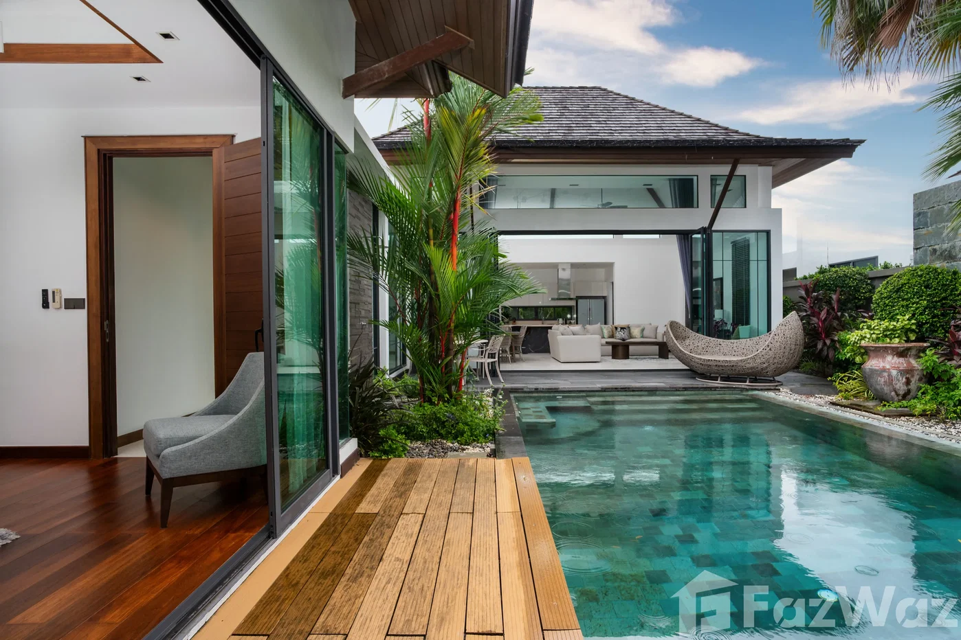 picture Exquisite Lake House Villa – Exceptional Views & Value 5365517 - 4/33