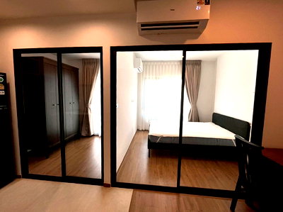 คอนโดให้เช่า : ห้องใหม่เอี่ยม คอนโด เดอะ ลิฟวิ่น รามคำแหง ชั้น 29 ขนาด 32 ตรม ใกล้ The Mall บางกะปิ
