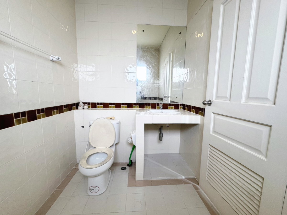 รูป ขายโฮมออฟฟิศ 3 ชั้น #ห้องริม #หมู่บ้านปริญลักษณ์ วงแหวน-สาทร สุดยอดทำเลบน ถ.กาญจนาภิเษก ใกล้ #เดอะมอลล์บางแค #MRT หลักสอง หลังใหญ่ ถนนกว้าง - รูปที่ 19/41