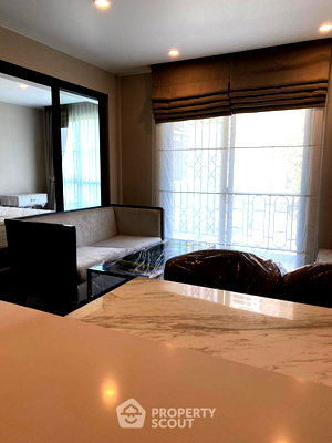 Condos for rent Chulalongkorn University : 1-BR Condo at Na Vara Residence near BTS Chit Lom (ID 2897543)
