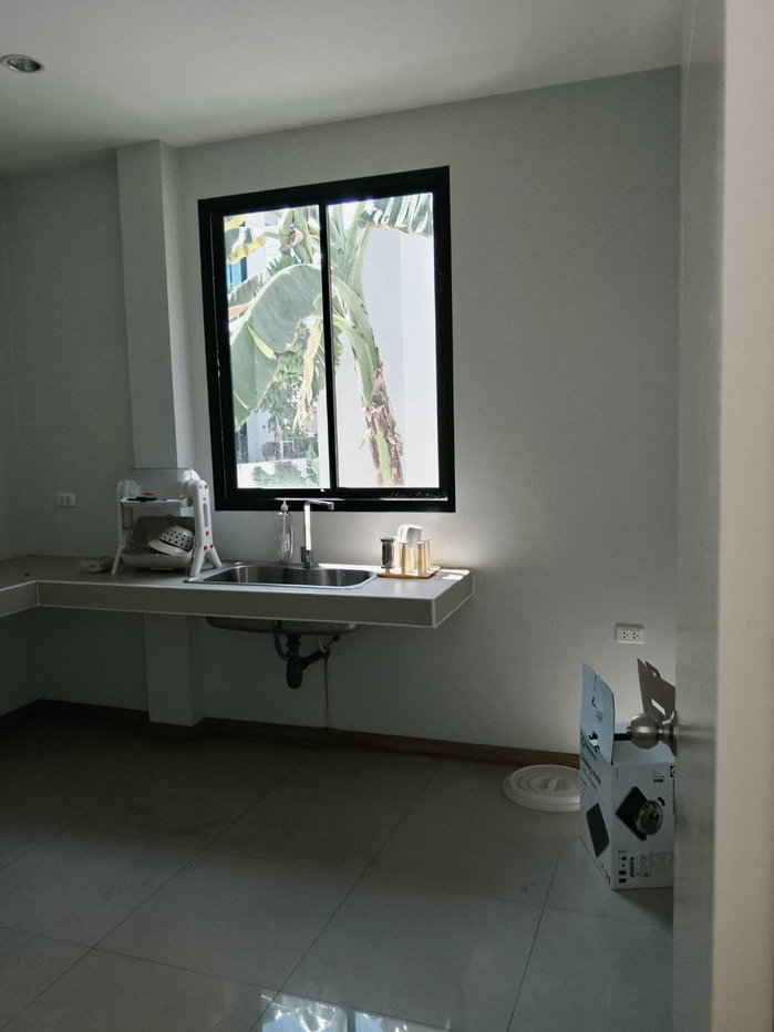 รูป ขายบ้านเดี่ยว ตกแต่งพร้อมเฟอร์นิเจอร์ สภาพดีพร้อมเข้าอยู่ - รูปที่ 11/15