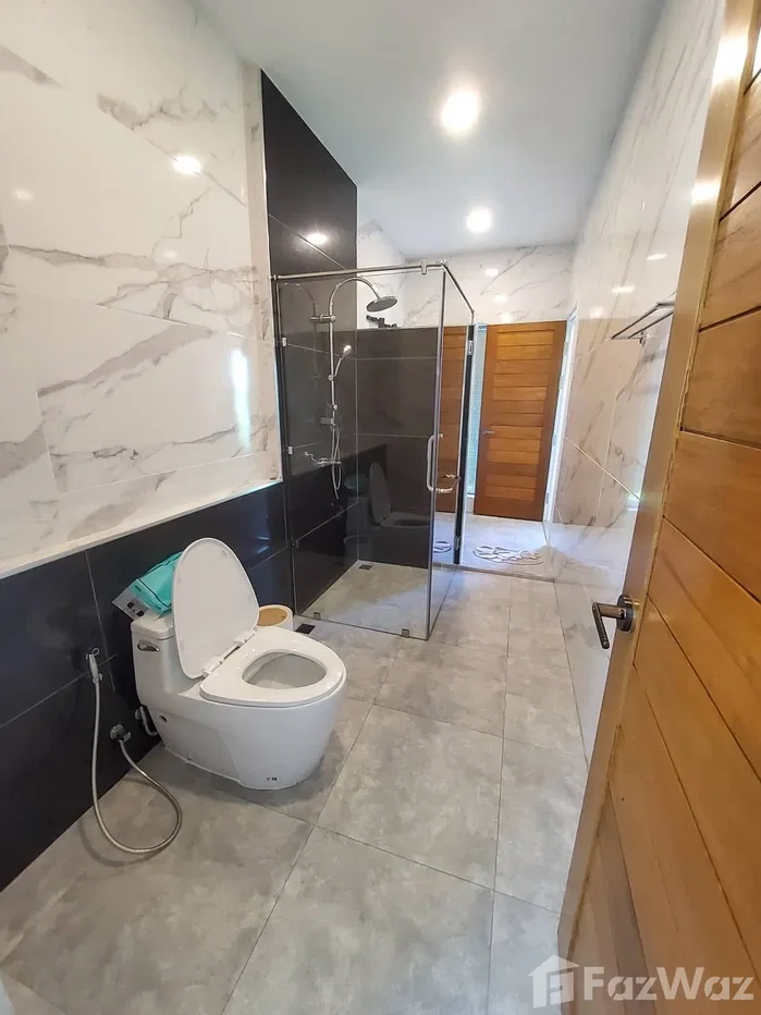 picture 4 Bedrooms for sale 6259429 - 15/28