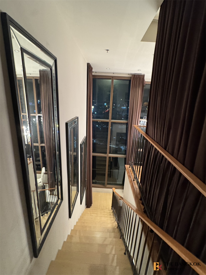 picture The Emporio Place Move-in Ready, Just Bring Your Stuff - 3/10