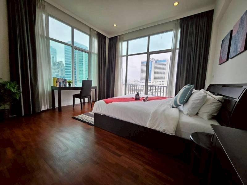 รูป LTH15413 – Luxury Penthouse for Rent Sathorn | Exclusive City Lifestyle | Near BTS Surasak | 160,000 THB - รูปที่ 1/5