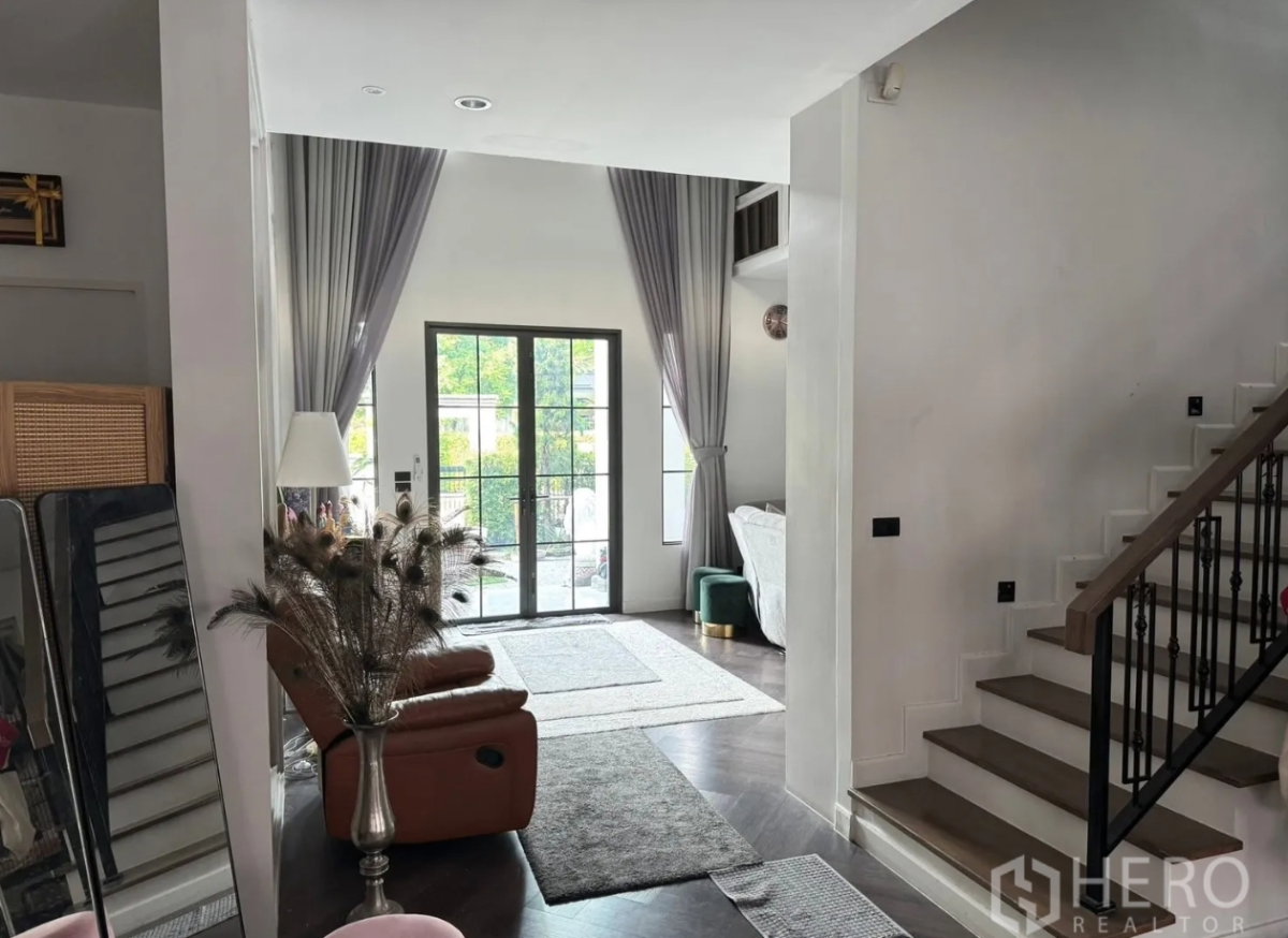 picture For sale 4 Bedroom Detached House in Setthasiri Krungthep-Pathumthani in Bang Khu Wat, Mueang Pathum Thani, Pathum Thani BRE26362 - 7/12