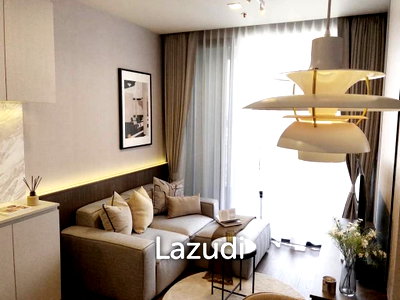 คอนโดให้เช่า : 45 sqm modern 1 bedroom condo on 14th floor Ideo Q Sukhumvit 36 Khlong Toei Bangkok
