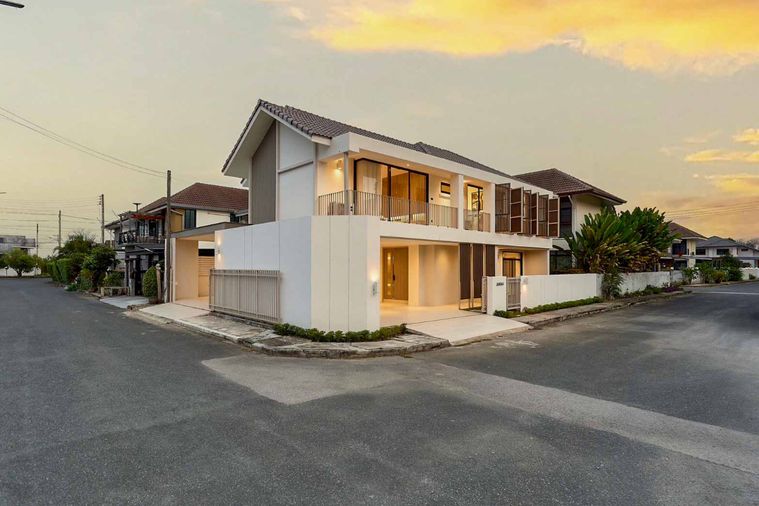 บ้าน Contemporary Modern แต่งครบ ใกล้โรงเรียนนานาชาติ หางดง เชียงใหม่ ราคาไม่ถึง 8 ล้าน (EN below)