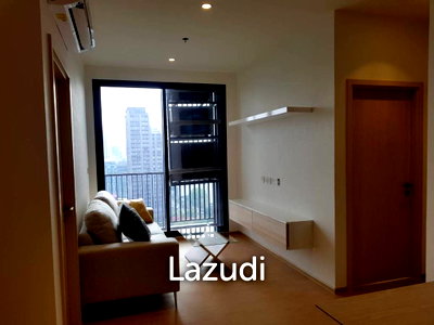 Condos for rent : 59 sqm 2-Bed Condo on High Floor at MARU Ekkamai 2, Khlong Tan Nuea