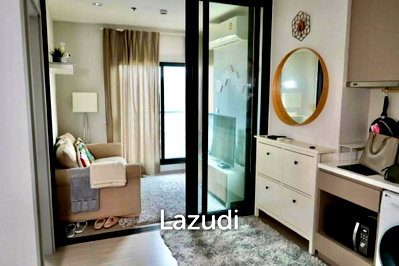 คอนโดให้เช่า : 39 sqm condo on 17th floor at Life Sukhumvit 62 Bang Chak Bangkok