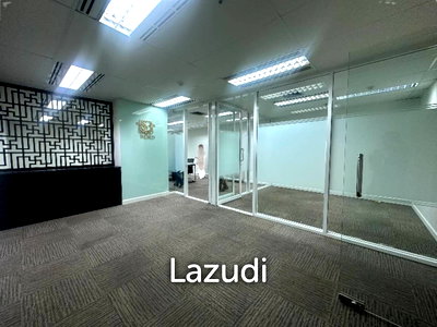 Office for rent Lumpini Park : Modern Office Space - Si Lom, Bang Rak - Chartered Square