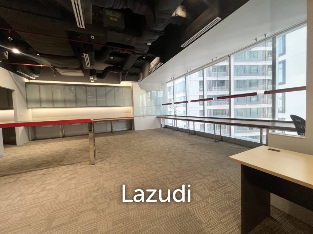รูป Modern Office Space for Rent in Bhiraj Tower Bangkok - รูปที่ 3/14