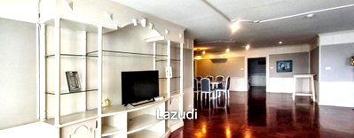 คอนโดให้เช่า : 3 Bed 3 Bath 250 Sqm Le Chateau Mansion