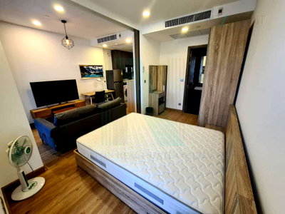 คอนโดให้เช่า : 📣Nice room!📣 ให้เช่าคอนโด แอชตัน จุฬา-สีลม อาคาร 1 ชั้น 9 สตูดิโอ ขนาด 35.00 ตรม ใกล้ MRT สามย่าน