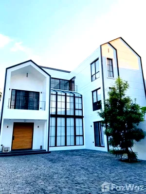 Houses for sale Bangkok : 7 Bedroom Villa for sale in Bang Lamphu Lang, Bangkok  6262136